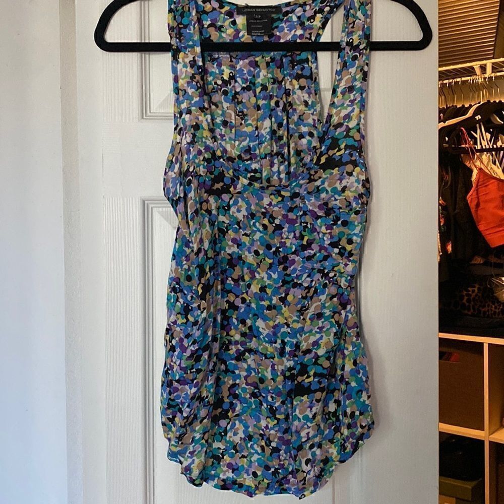 Urban Behavior Size Small Silk Tank Front Stud Pocket - Floral Tank